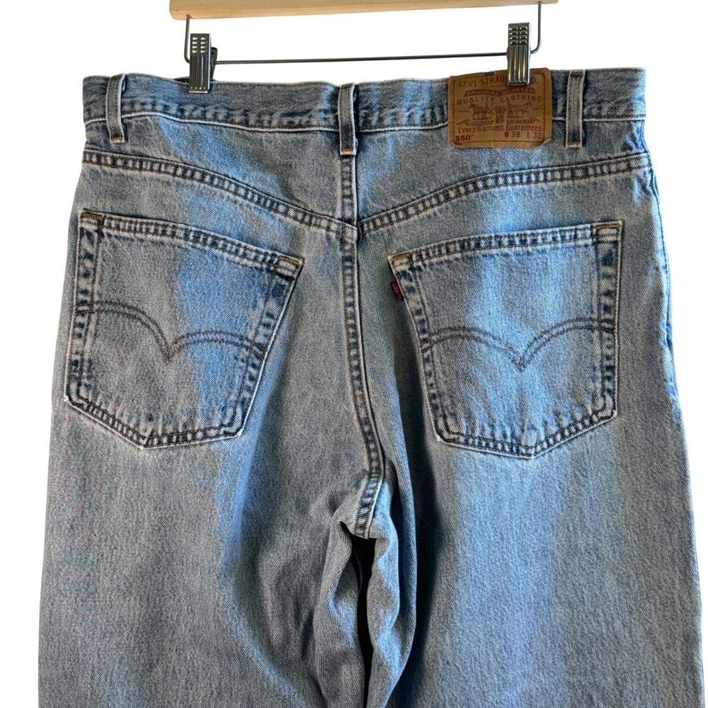 Vtg Levi's 550 Relaxed Fit Jeans 38x32 USA Made Baggy Dad Grunge Y2K Americana - Picture 9 of 11